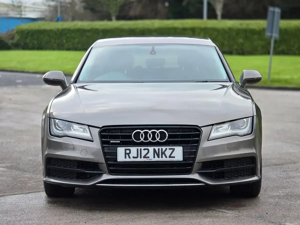 Used Audi A7 Sportback Comfort 204 HP (150 kW) 2012 Grey Hatchback