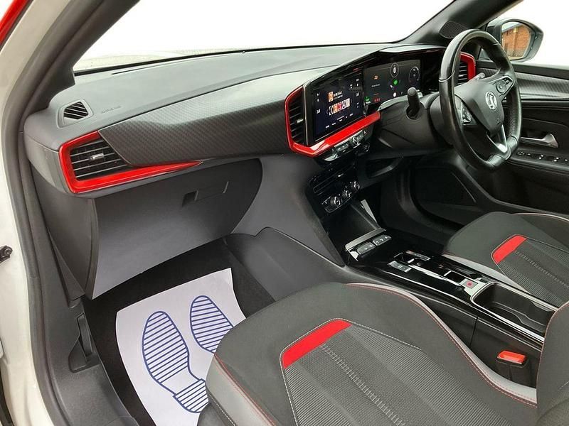 Used Vauxhall Mokka SRi 98 kW (134 HP) 2022 White SUV