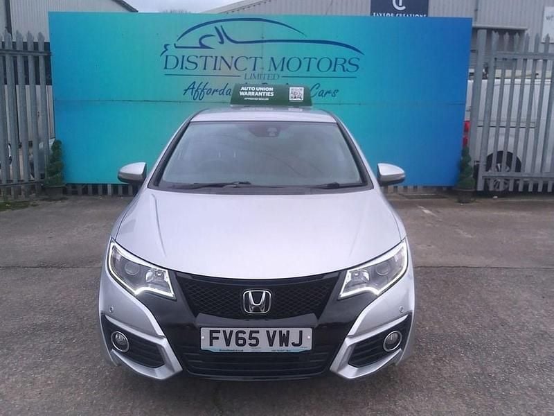 Used Honda Civic SE Plus 120 HP (88 kW) 2015 Silver Hatchback