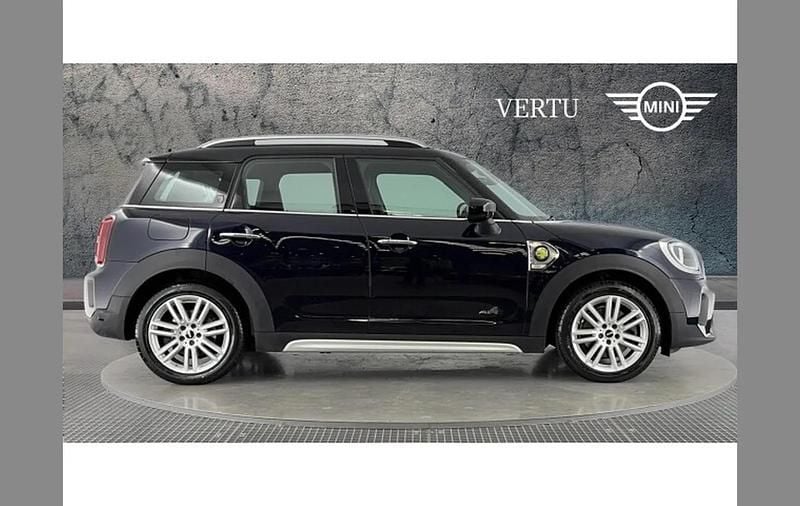 Usado Mini Cooper S Countryman Exclusive 219 HP (161 kW) 2023 Preto SUV
