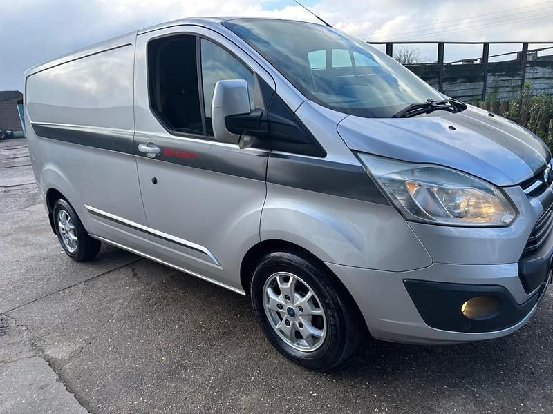 Used Ford Transit Custom Limited 125 HP (91 kW) 2013 Silver MPV
