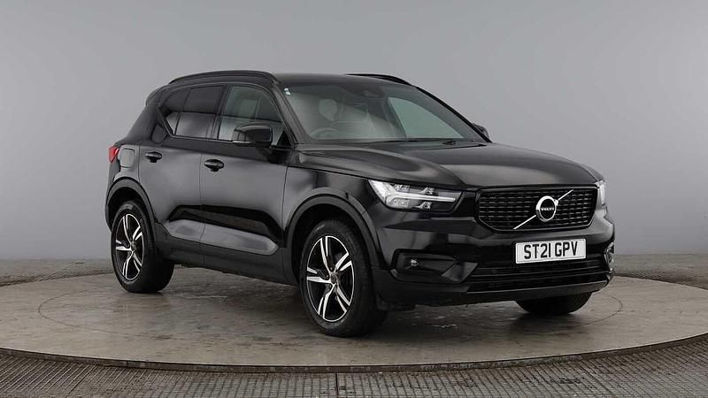 Used 2021 Volvo XC40 R-Design SUV | £19,490 (Fair price) - Image 1/4