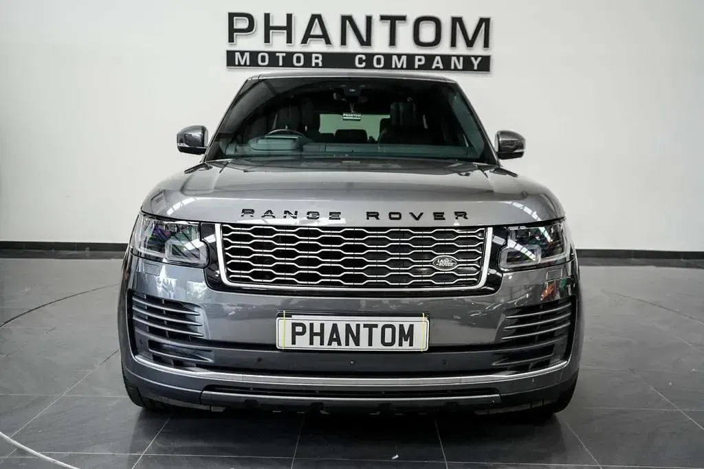 Used Land Rover Range Rover Vogue SE 404 HP (297 kW) 2019 Grey SUV