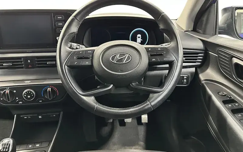 Used Hyundai i20 SE 101 HP (74 kW) 2022 Blue Hatchback