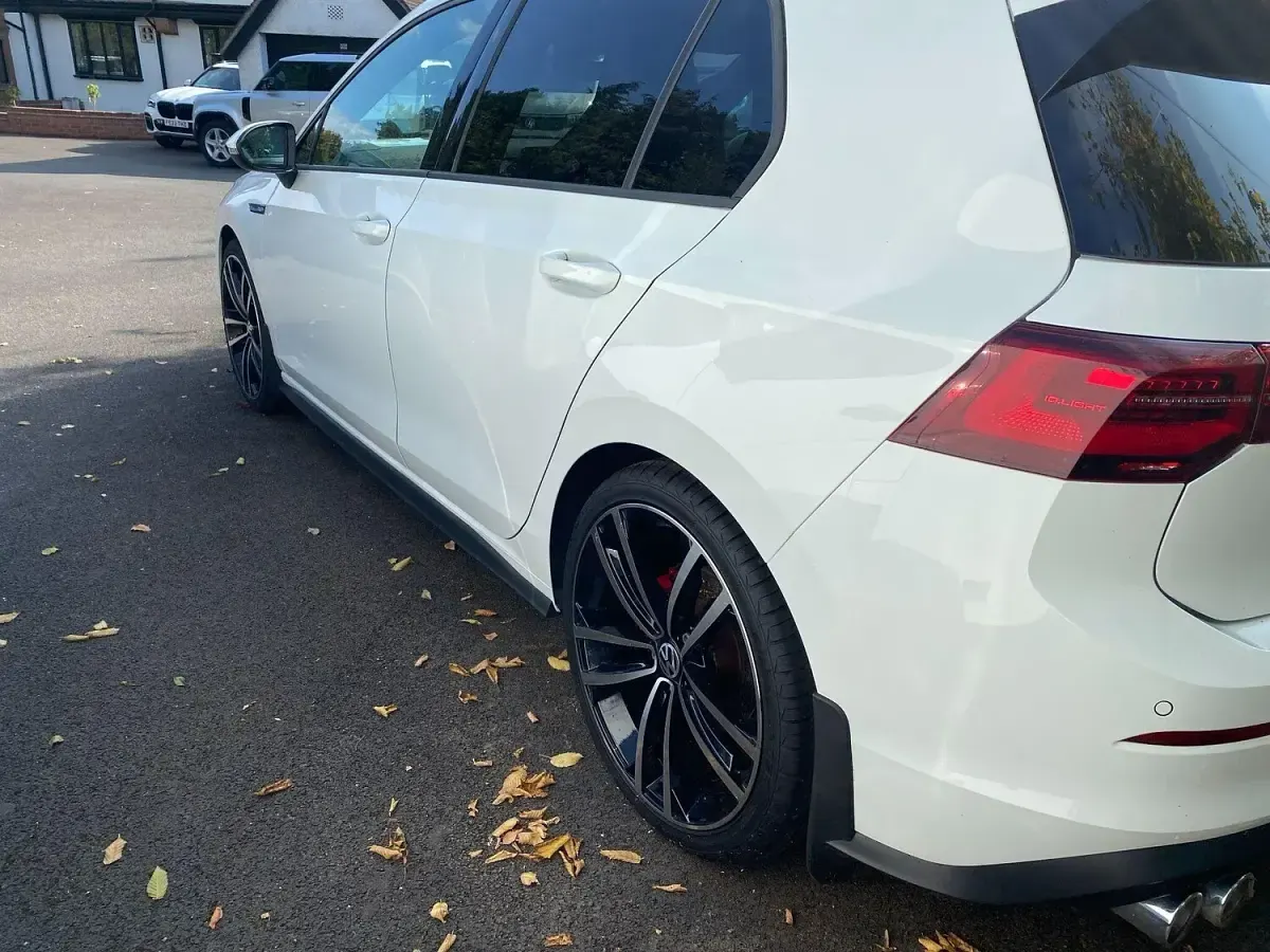 Used VW Golf VII GTD 197 HP (144 kW) 2021 White Hatchback