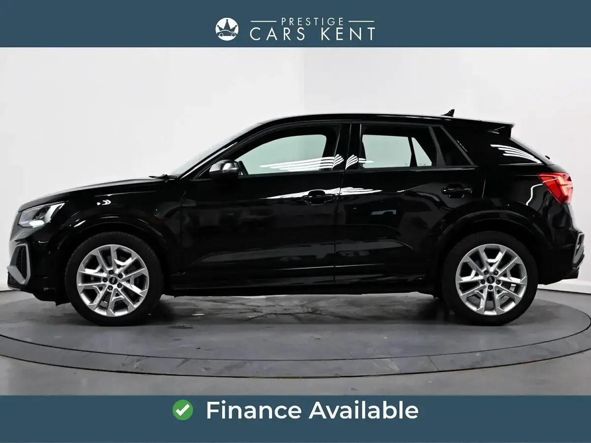 Used Audi SQ2 Design 300 HP (220 kW) 2022 Black SUV