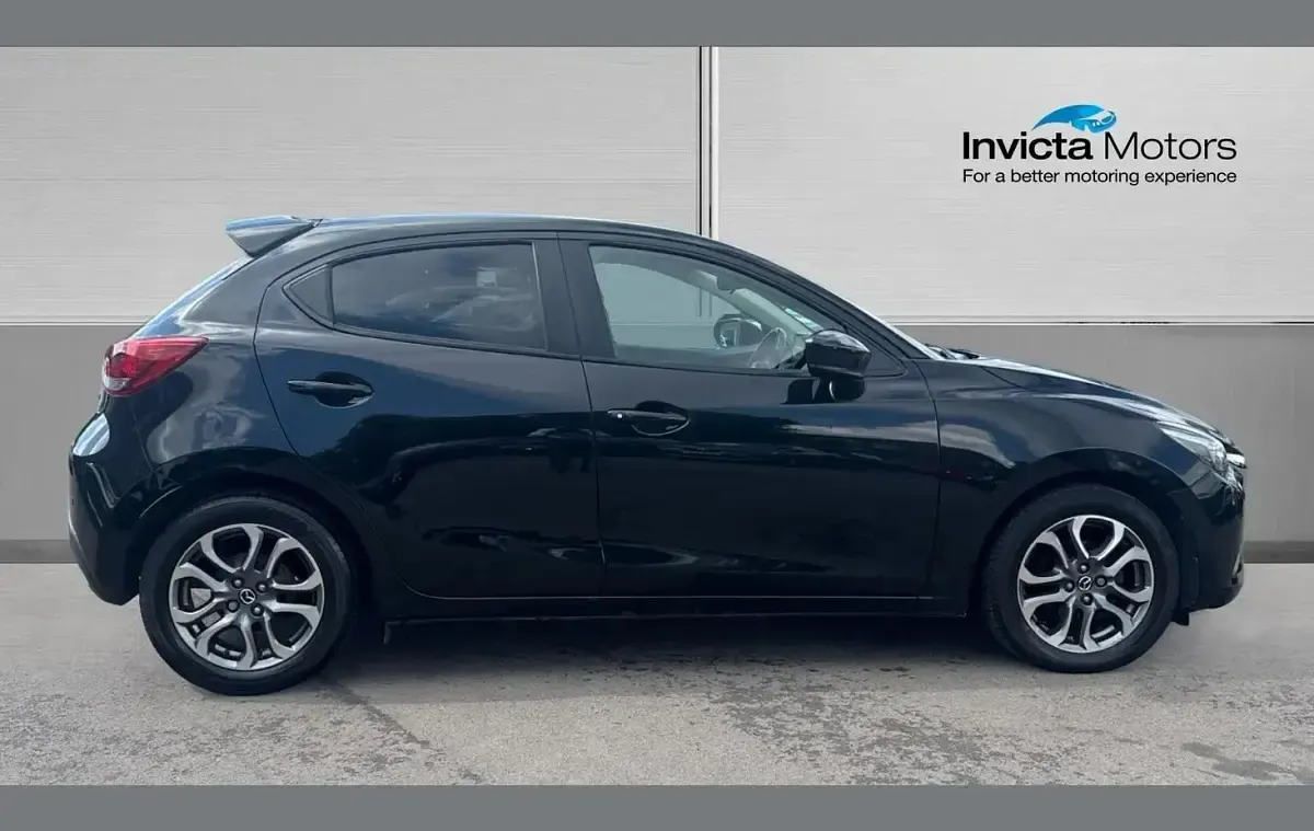 Used Mazda 2 Inclusive 88 HP (64 kW) 2018 Black Hatchback