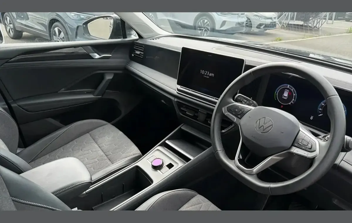 Used VW Tiguan Match 200 HP (147 kW) 2025 Black SUV