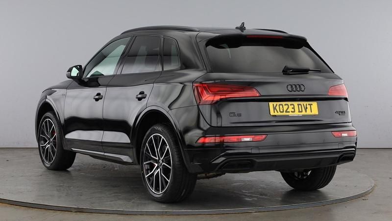 Used Audi Q5 Comfort 200 HP (147 kW) 2023 Black SUV