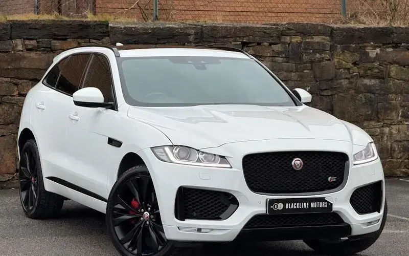 Used Jaguar F-Pace S 300 HP (220 kW) 2017 SUV