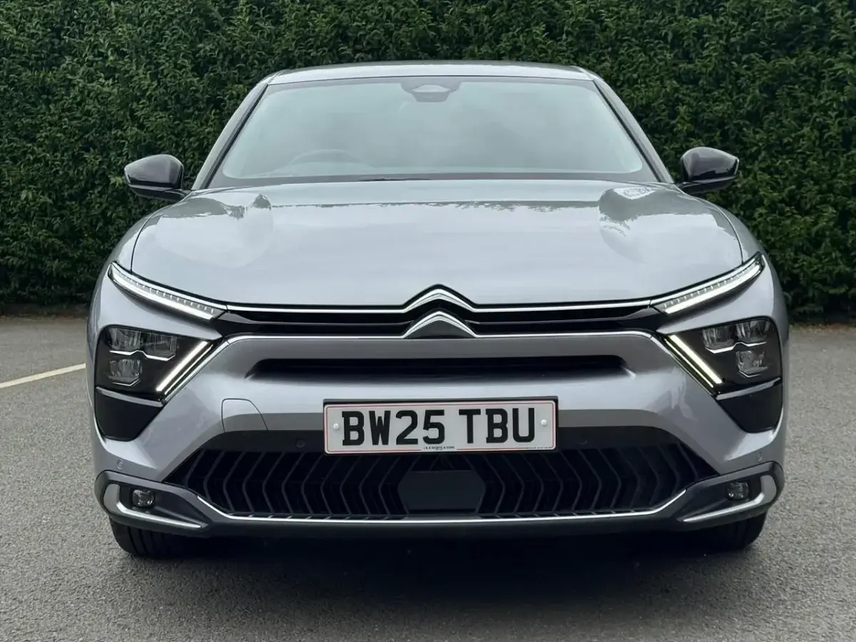 New Citroën C5 X PureTech 127 HP (93 kW) 2025 Grey Estate