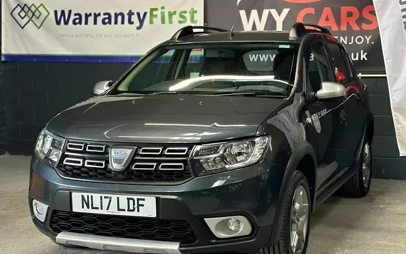 Used Dacia Sandero Lauréate 90 HP (66 kW) 2017 Grey Hatchback