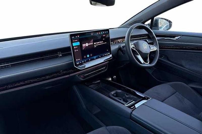 New VW ID.7 Pro 210 kW (286 HP) 2025 Glacier white Estate