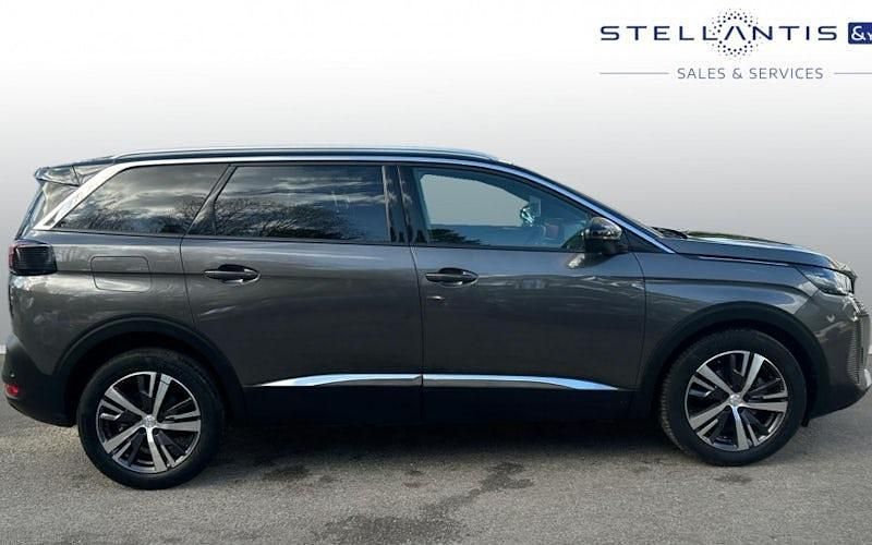Used Peugeot 5008 Allure+ 131 HP (96 kW) 2023 Grey SUV