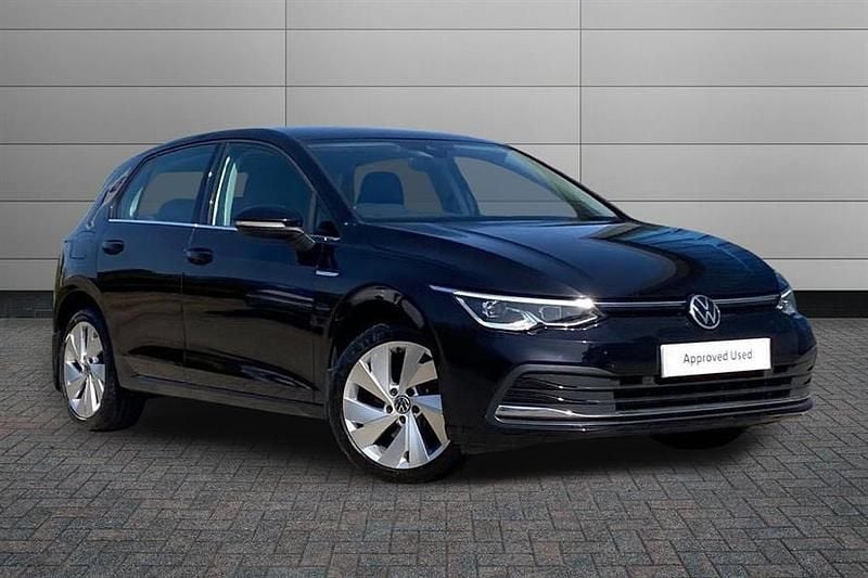 Used VW Golf VII Style 150 HP (110 kW) 2021 Black Hatchback