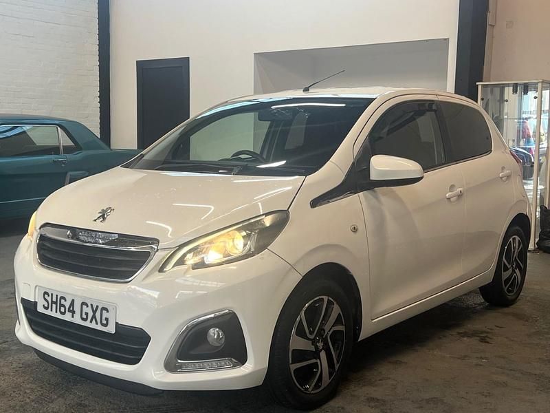 Second-hand Peugeot 108 Allure 82 CP (60 kW) 2014 Alb Hatchback