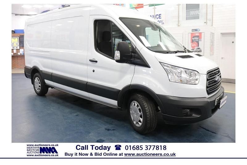 White Used 2018 Ford Transit Van | £9,610 (Expensive) - Image 1/4