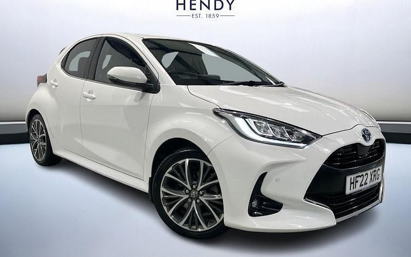 Used 2025 Toyota Yaris Hybrid Hatchback | £15,999 (Good price) - Image 1/4