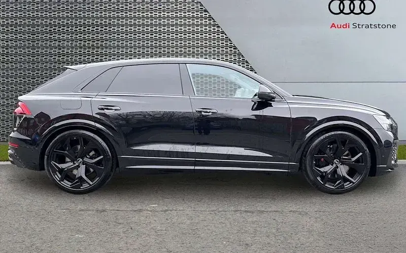 Used Audi Q8 600 HP (441 kW) 2024 Black SUV