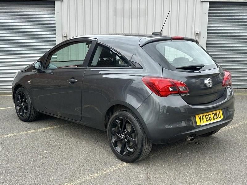 Used Vauxhall Corsa SRi 90 HP (66 kW) 2017 Grey Hatchback