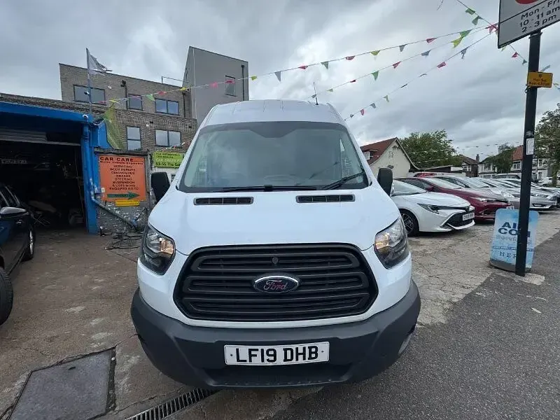 Used Ford Transit 130 HP (95 kW) 2019 White Van