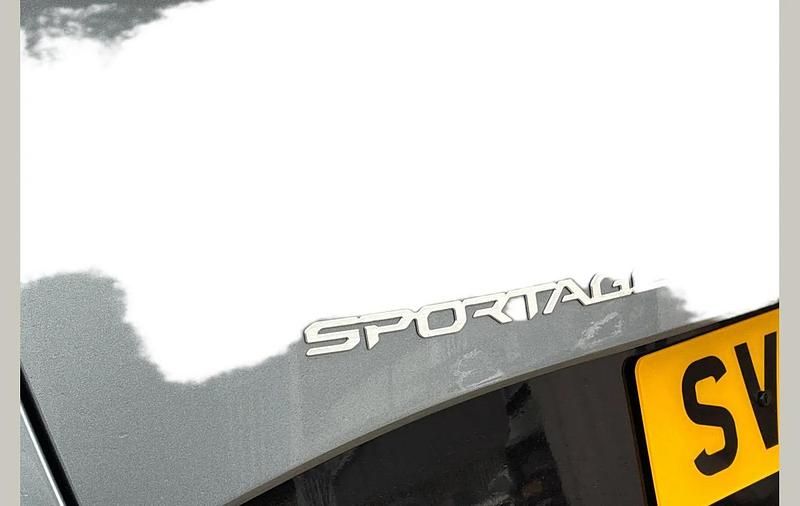 Used Kia Sportage GT-Line 157 HP (115 kW) 2024 Silver SUV