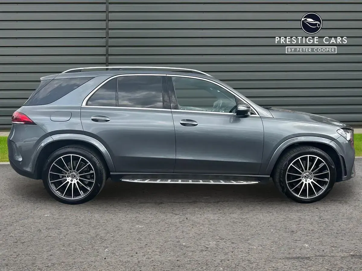 Used Mercedes GLE300 AMG line 2021 Grey SUV