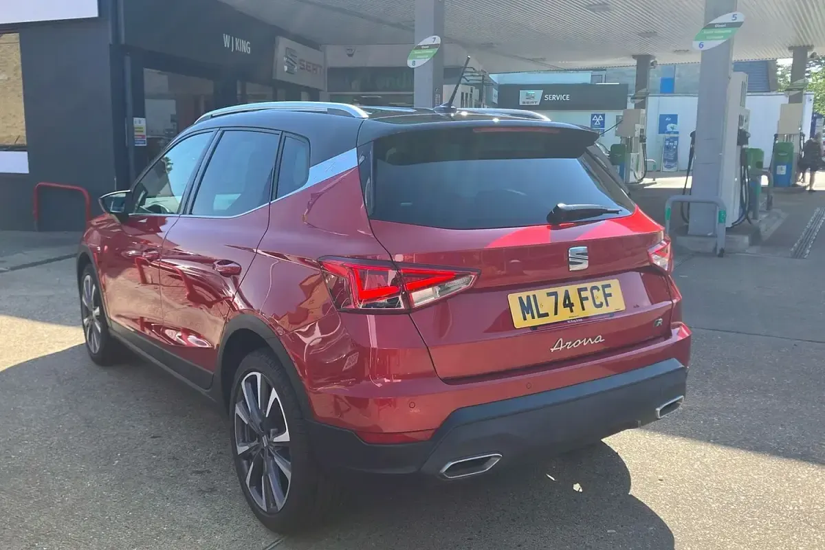 Used Seat Arona FR 2024 Red SUV
