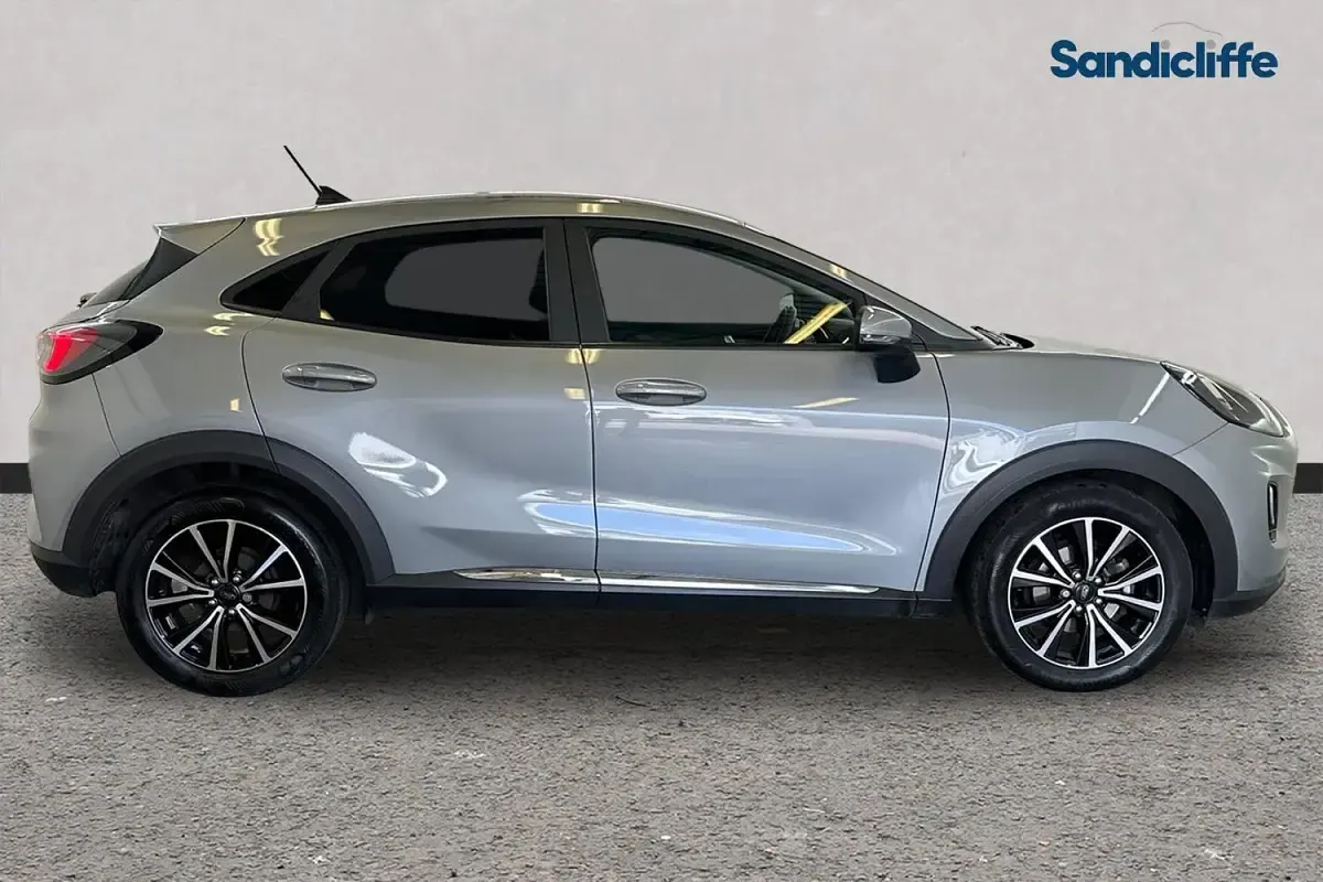 Used Ford Puma Titanium 125 HP (91 kW) 2023 Silver SUV