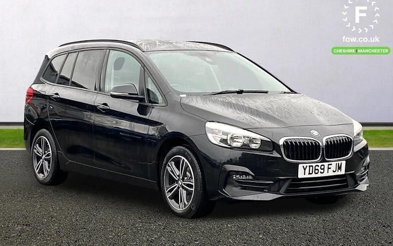 Used BMW 218 Comfort Edition 150 HP (110 kW) 2020 Black Estate