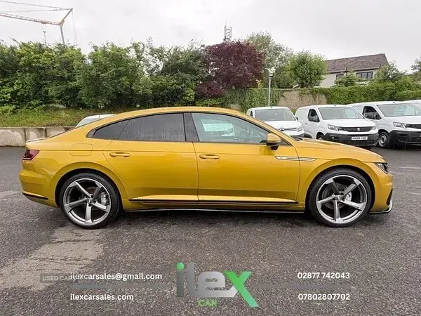 Used VW Arteon R-line 190 HP (139 kW) 2018 Yellow Hatchback