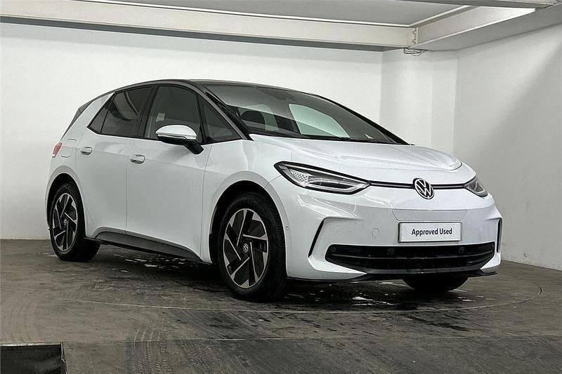 White Used 2025 VW ID.3 Pro Hatchback | £23,895 - Image 1/4