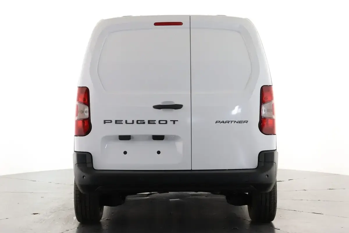 New Peugeot Partner 131 HP (96 kW) 2026 White MPV