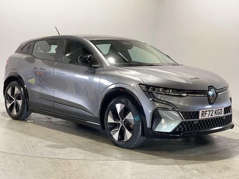 Used Renault Megane E-Tech Equilibre 161 kW (220 HP) 2022 Grey Hatchback