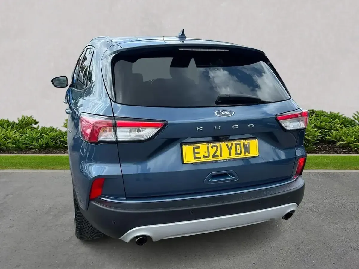 Used Ford Kuga Titanium 120 HP (88 kW) 2021 Blue SUV