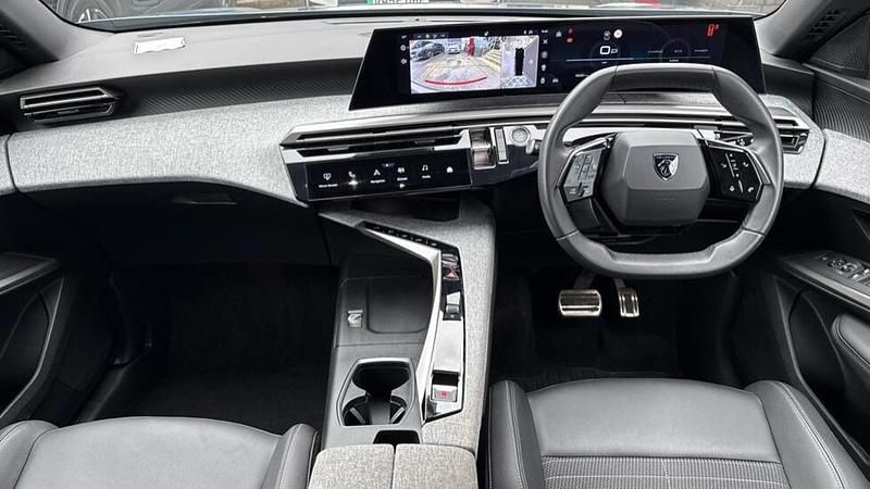 Used Peugeot 5008 Allure 134 HP (98 kW) 2024 Blue SUV