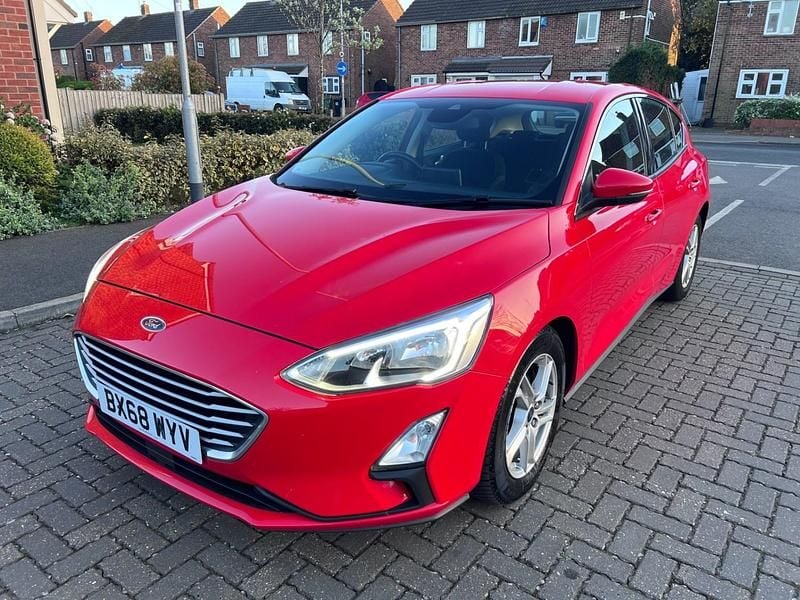 Used Ford Focus Zetec 2018 Red Hatchback