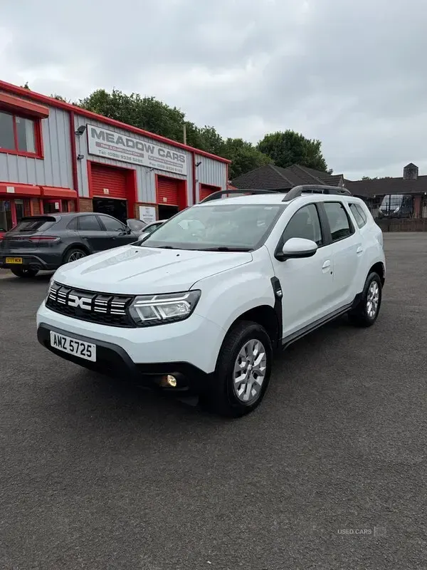 Used Dacia Duster Expression 90 HP (66 kW) 2023 White SUV