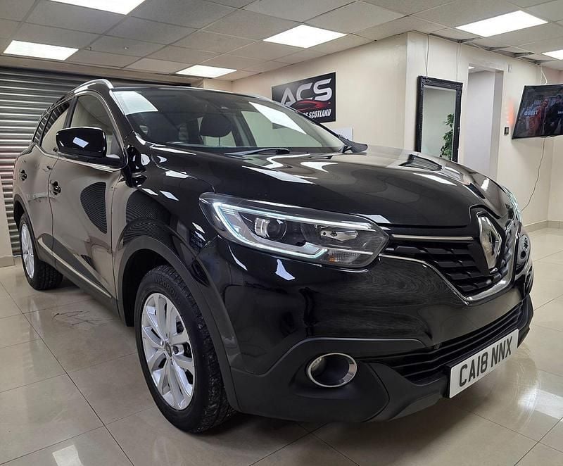 Black Used 2018 Renault Kadjar Dynamique SUV | £7,795 (Fair price) - Image 1/4