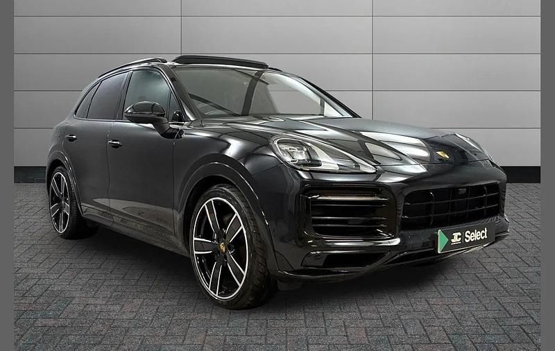 Used Porsche Cayenne 334 HP (245 kW) 2022 Black SUV