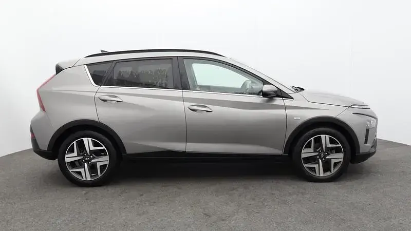 Used Hyundai Bayon Premium 100 HP (73 kW) 2023 Bronze SUV