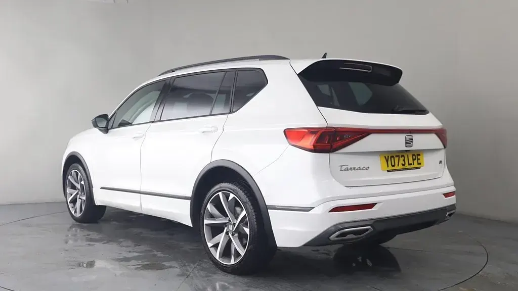 Used Seat Tarraco FR Sport 150 HP (110 kW) 2024 White SUV