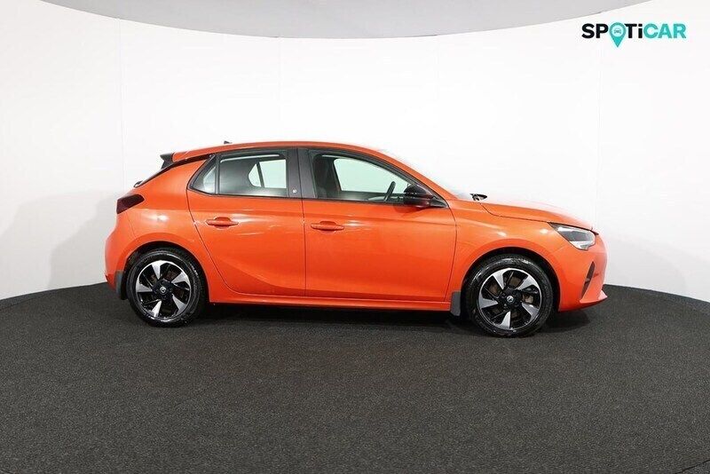 Used Vauxhall Corsa-e 100 kW (136 HP) 2022 Orange Hatchback