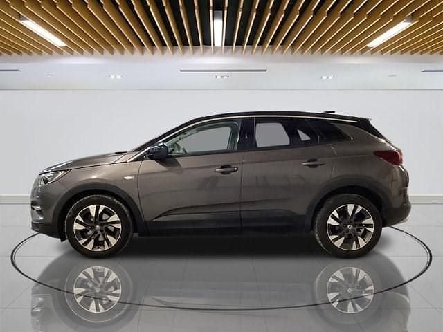 Used Vauxhall Grandland X SRi 130 HP (95 kW) 2020 Grey SUV