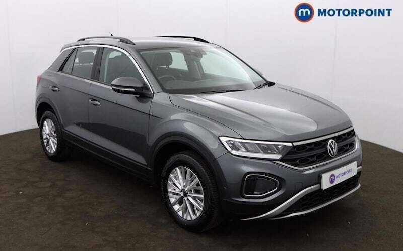 Used 2025 VW T-Roc Life SUV | £20,349 (Good price) - Image 1/4