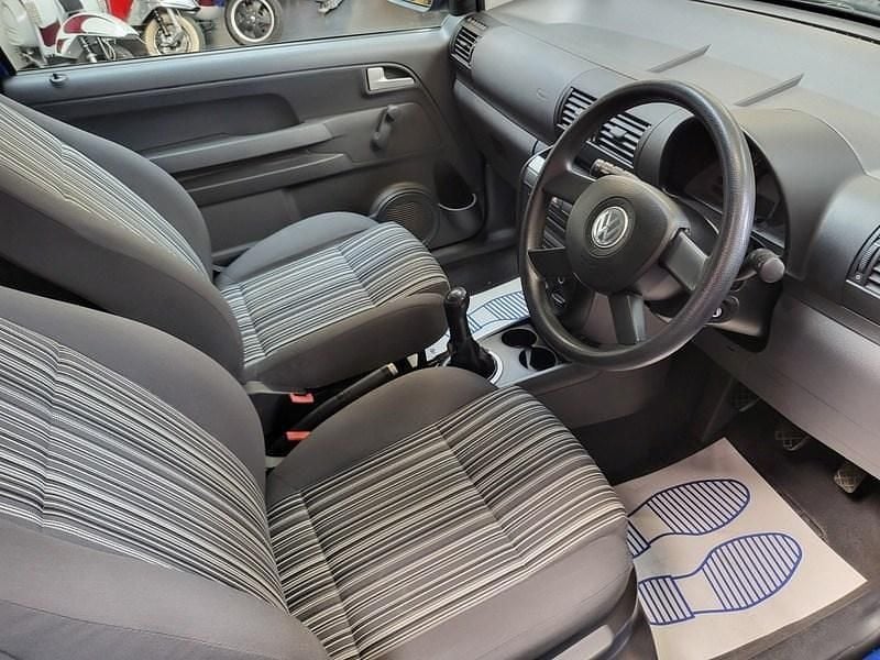 Używany VW Fox 2006 Niebieski Hatchback