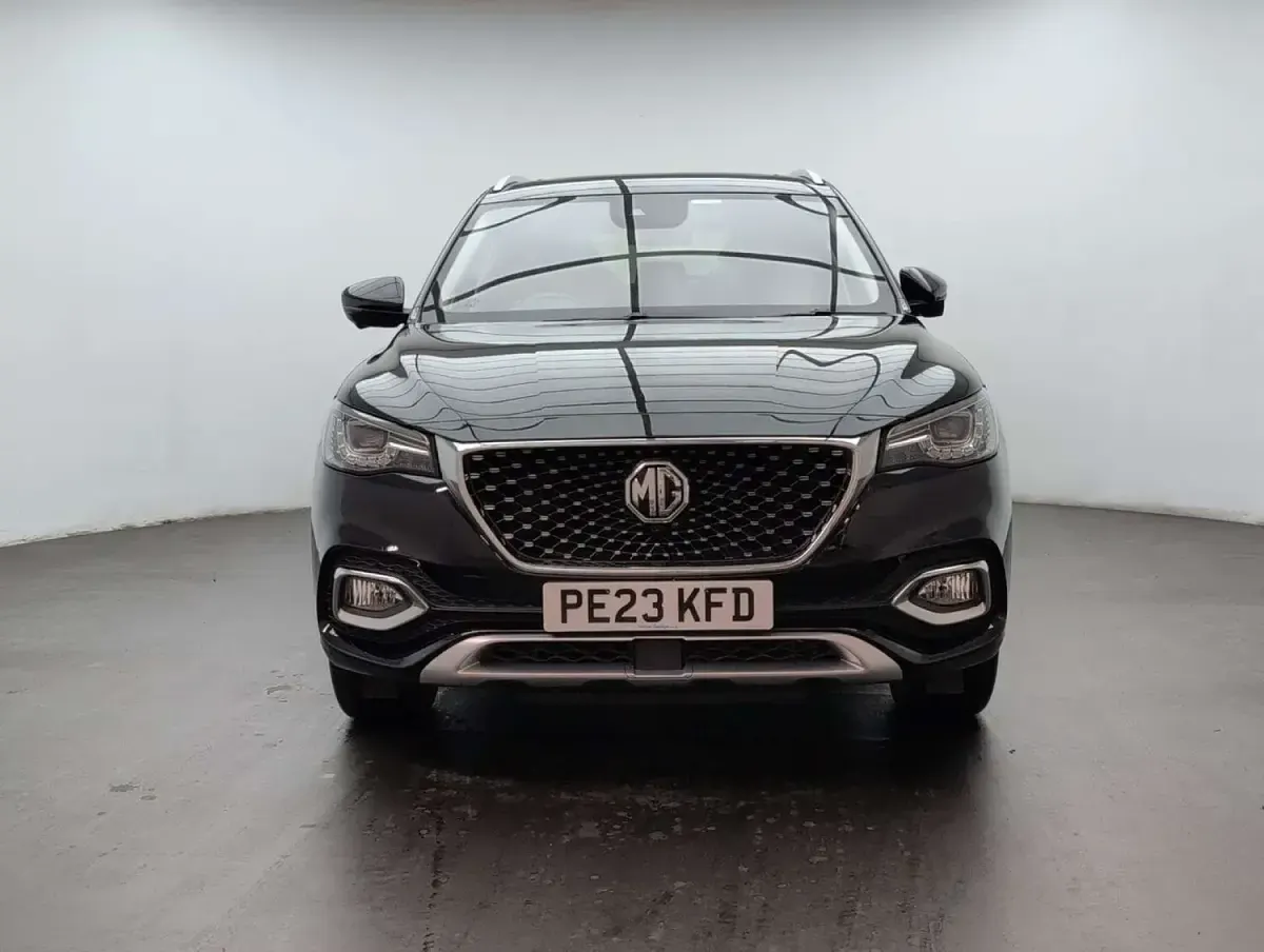Used MG HS Exclusive 2023 Black SUV
