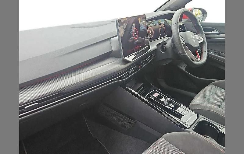 Used VW Golf VIII GTI 265 HP (194 kW) 2025 Red Hatchback