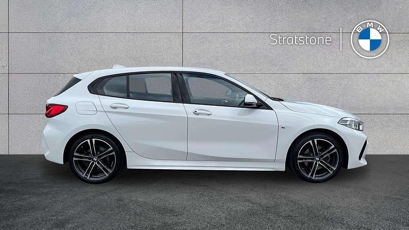 Used BMW 118 M Sport 134 HP (98 kW) 2023 White Hatchback
