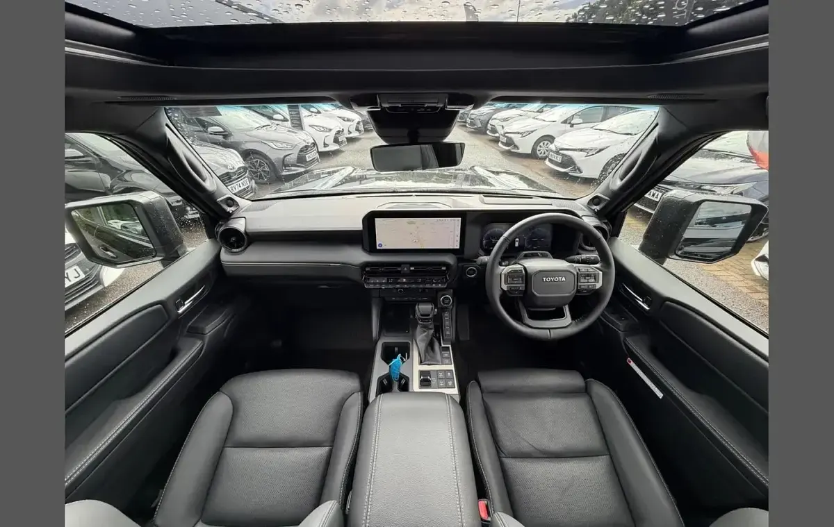 New Toyota Land Cruiser 202 HP (148 kW) 2026 Black SUV